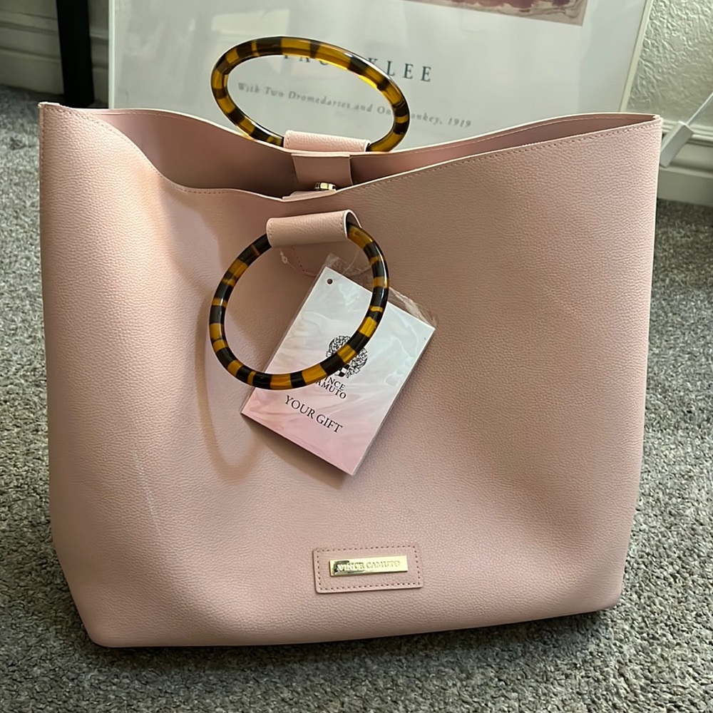 VINCE CAMUTO TOTE BAG